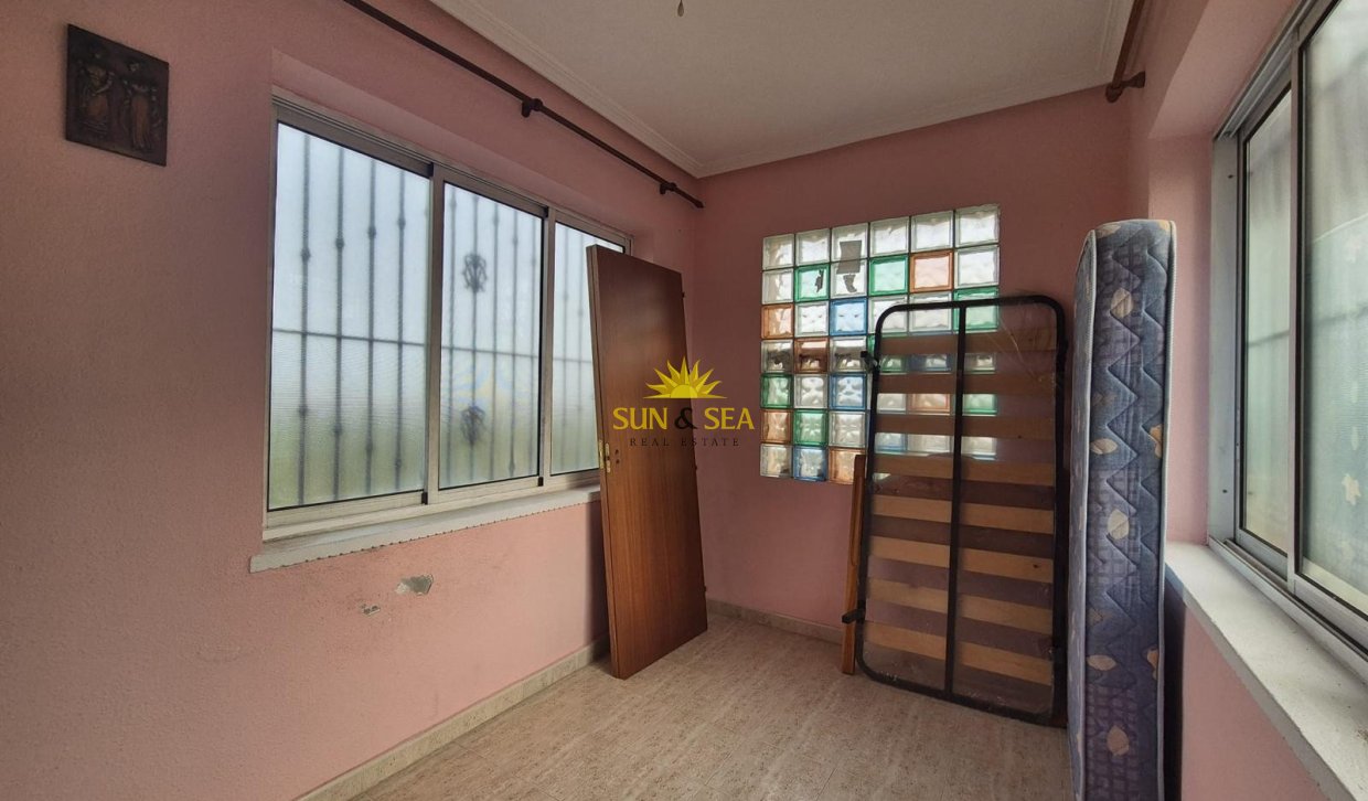 Reventa - Villa Independiente - Orihuela