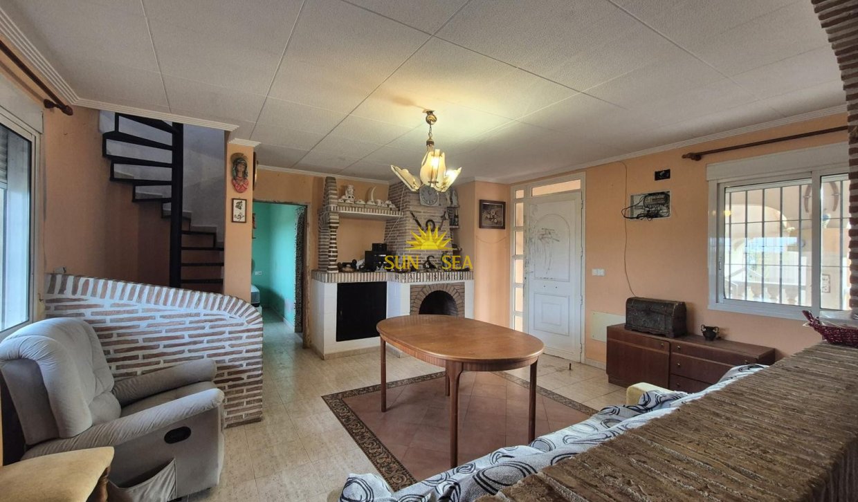 Reventa - Villa Independiente - Orihuela