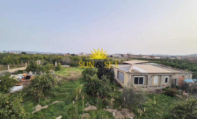 Reventa - Villa Independiente - Orihuela