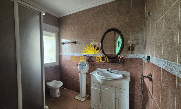 Reventa - Villa Independiente - Orihuela