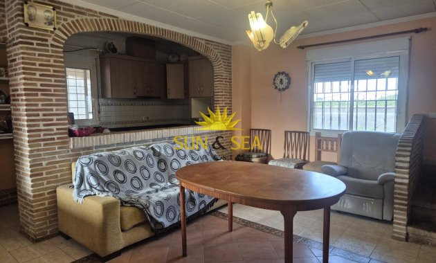 Reventa - Villa Independiente - Orihuela