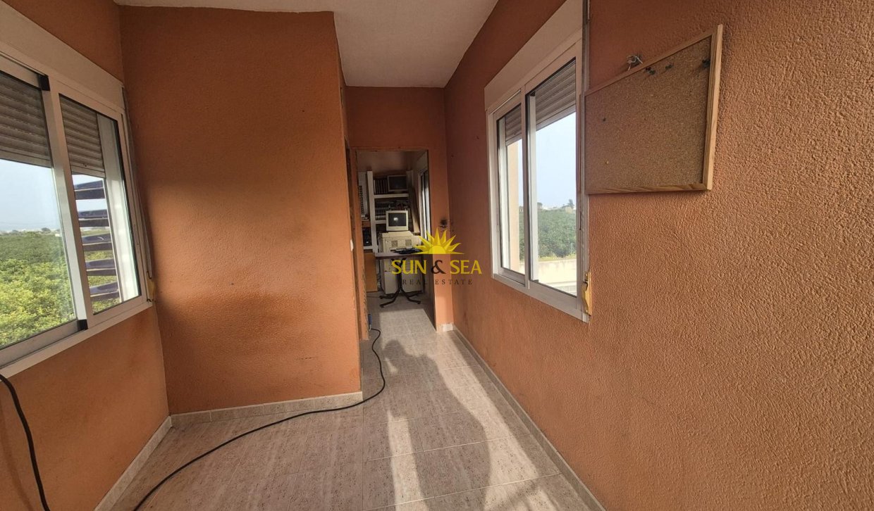 Reventa - Villa Independiente - Orihuela