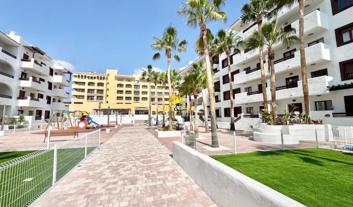 Resale - Apartment - Los Alcazares - Serena Golf