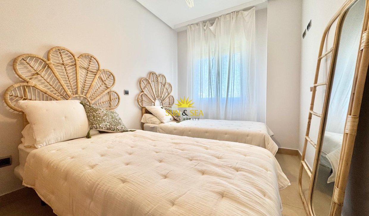 Resale - Apartment - Los Alcazares - Serena Golf