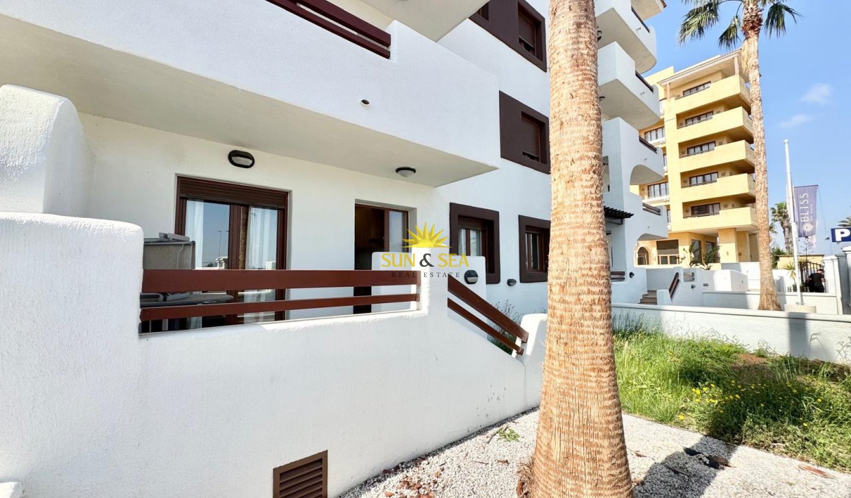 Resale - Apartment - Los Alcazares - Serena Golf