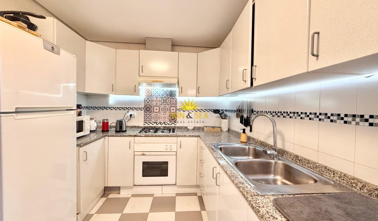 Location à long terme - Appartement - San Miguel de Salinas