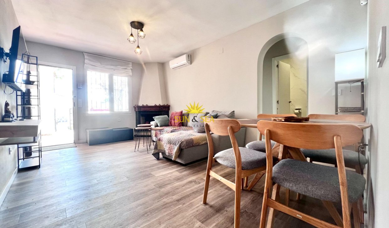 Resale - Townhouse - Orihuela Costa - La Regia