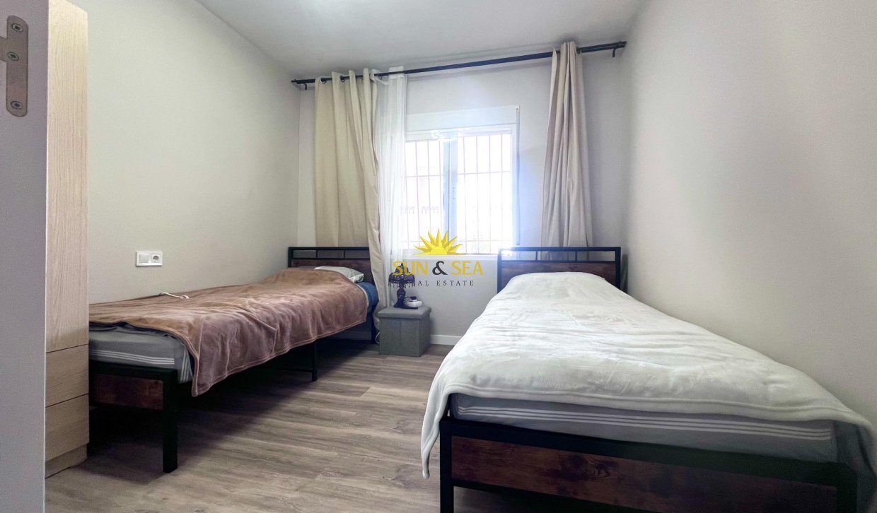 Resale - Townhouse - Orihuela Costa - La Regia