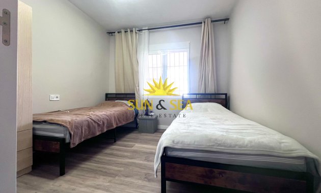 Resale - Townhouse - Orihuela Costa - La Regia