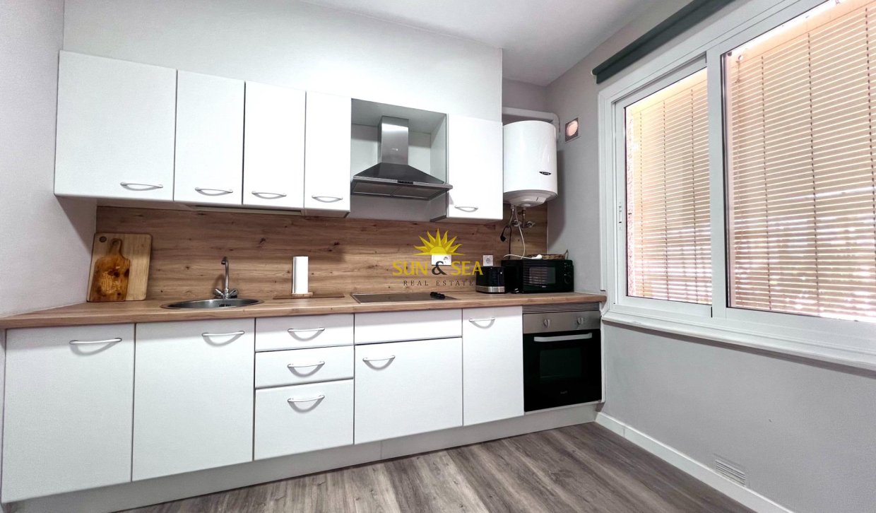 Resale - Townhouse - Orihuela Costa - La Regia