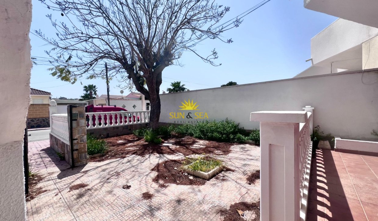 Resale - Townhouse - Orihuela Costa - La Regia