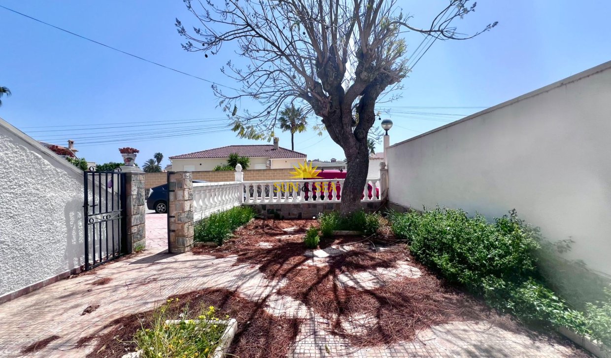 Resale - Townhouse - Orihuela Costa - La Regia