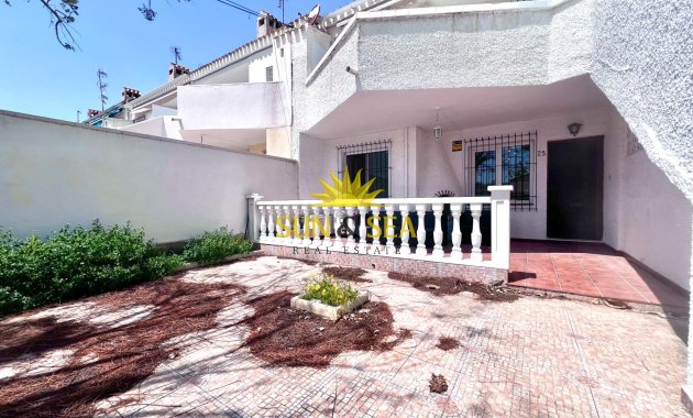 Resale - Townhouse - Orihuela Costa - La Regia
