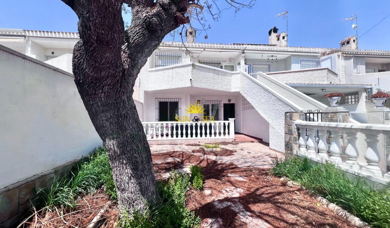 Resale - Townhouse - Orihuela Costa - La Regia