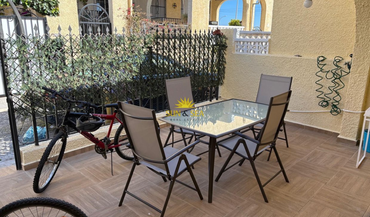 Resale - Townhouse -  - San Fulgencio