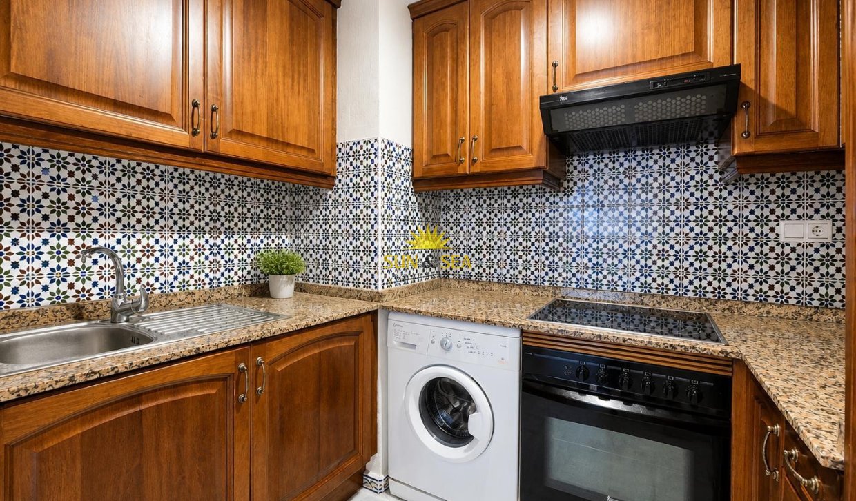 Resale - Apartment - Torrevieja - torrevieja