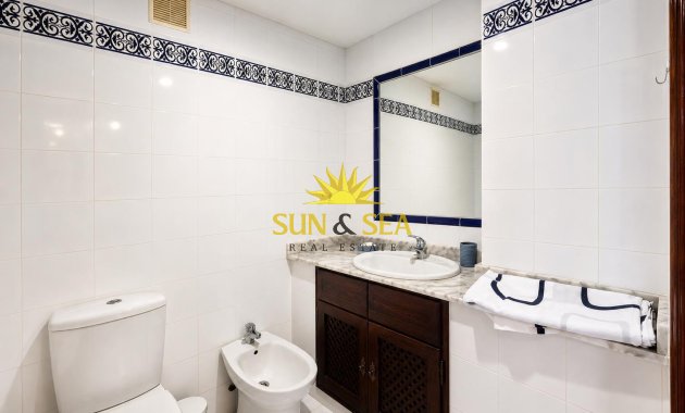 Resale - Apartment - Torrevieja - torrevieja