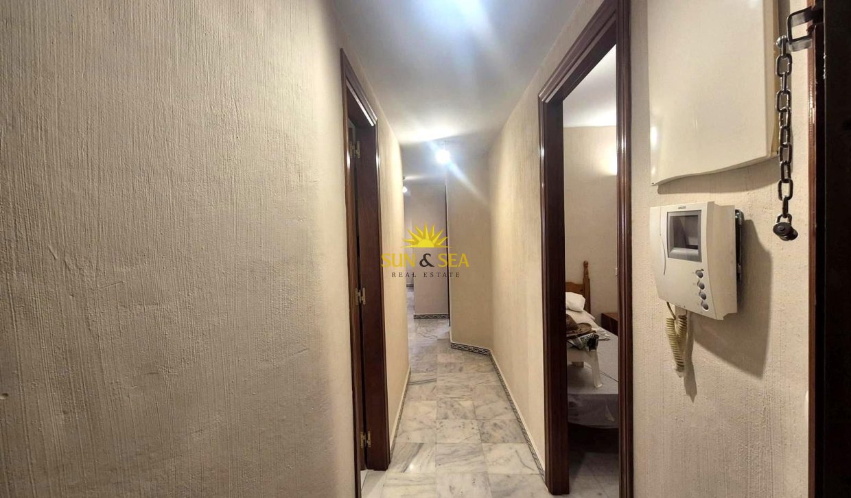 Resale - Apartment - Torrevieja - torrevieja