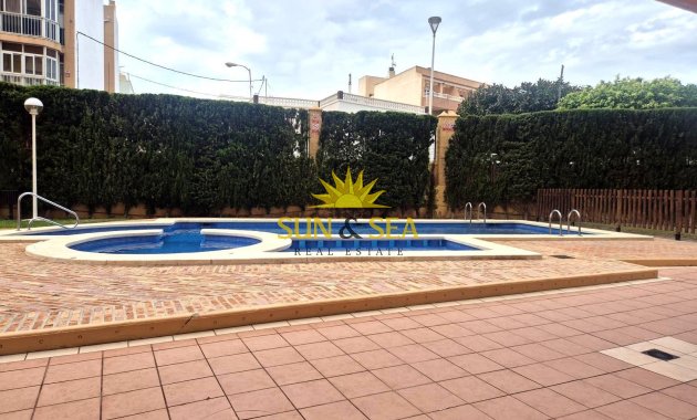 Resale - Apartment - Torrevieja - torrevieja