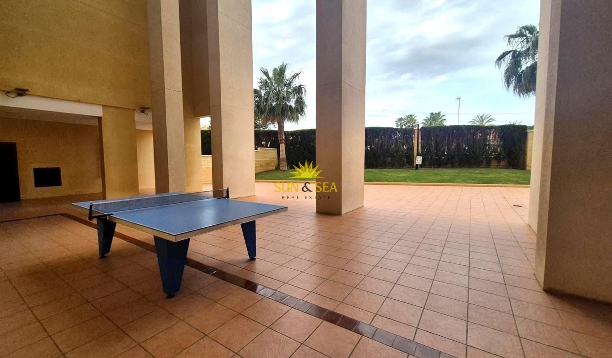 Resale - Apartment - Torrevieja - torrevieja