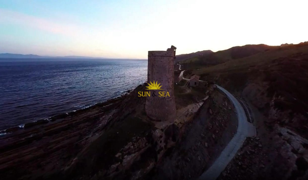 Resale - Plot - Tarifa