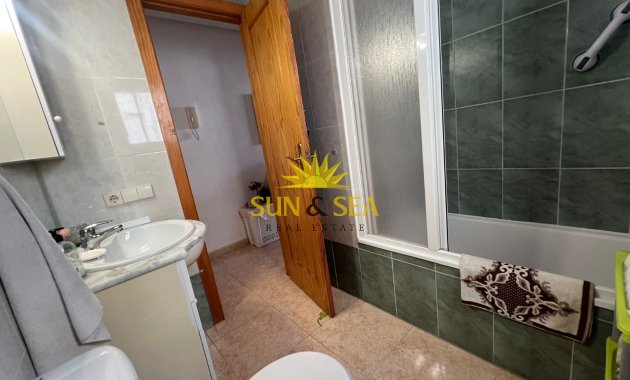 Resale - Apartment - Torrevieja - El molino