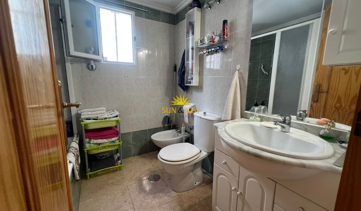 Resale - Apartment - Torrevieja - El molino