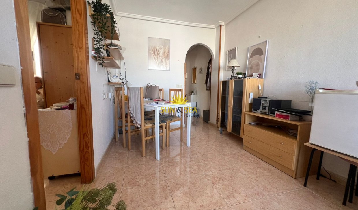 Resale - Apartment - Torrevieja - El molino