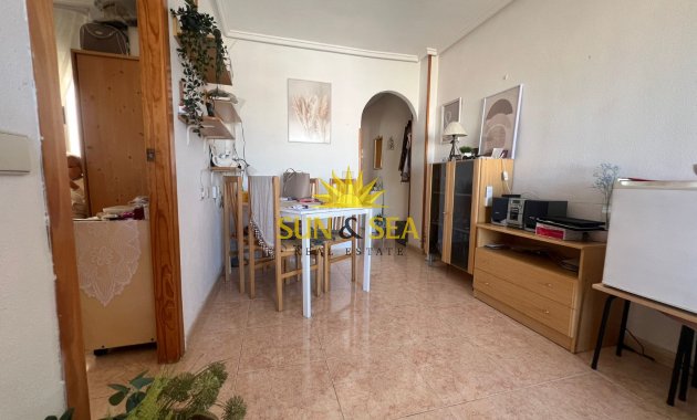 Resale - Apartment - Torrevieja - El molino
