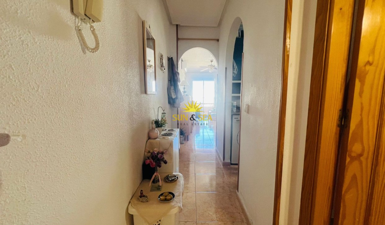 Resale - Apartment - Torrevieja - El molino