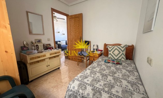Resale - Apartment - Torrevieja - El molino