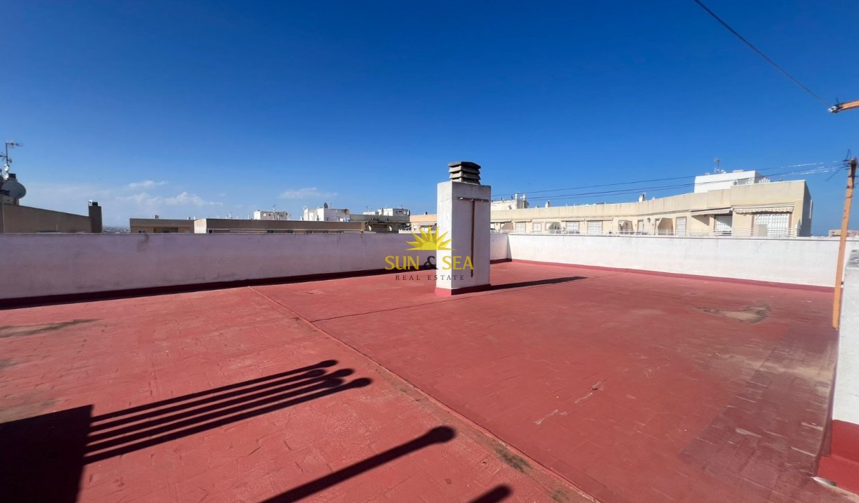 Resale - Apartment - Torrevieja - El molino