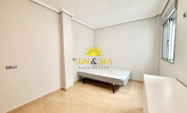 Alquiler a largo plazo - Apartamento - Ciudad quesada - Rojales