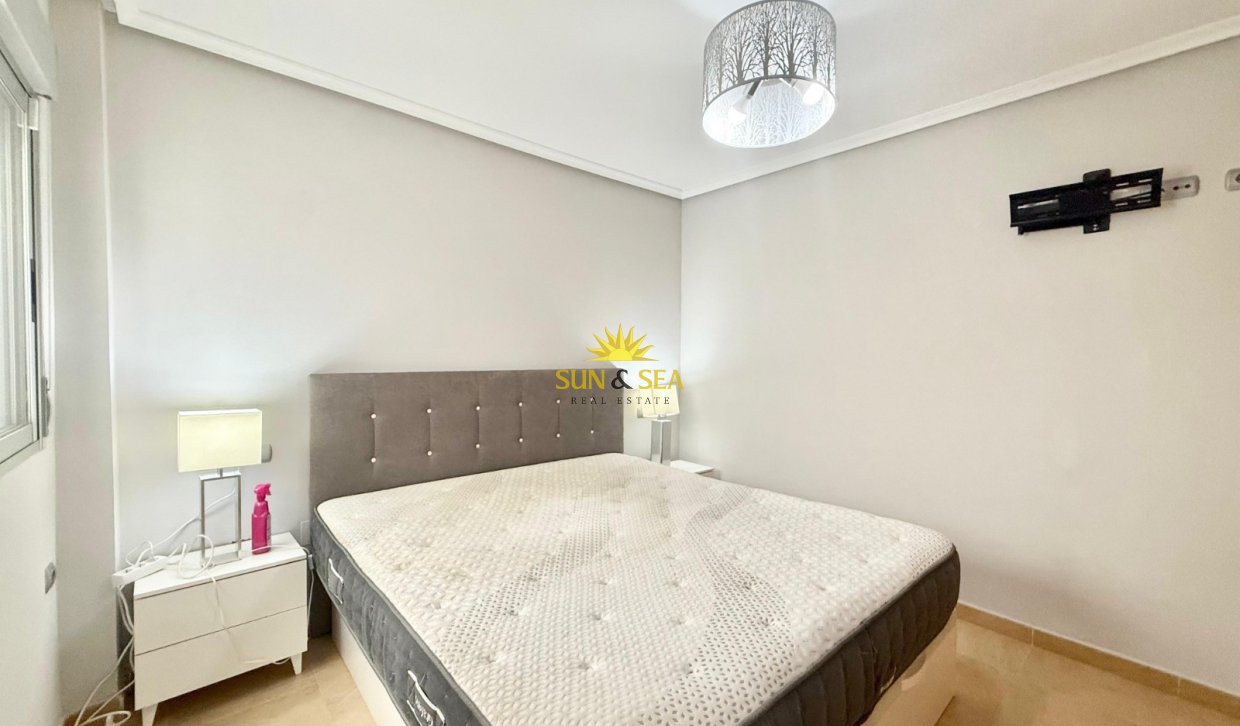 Alquiler a largo plazo - Apartamento - Ciudad quesada - Rojales