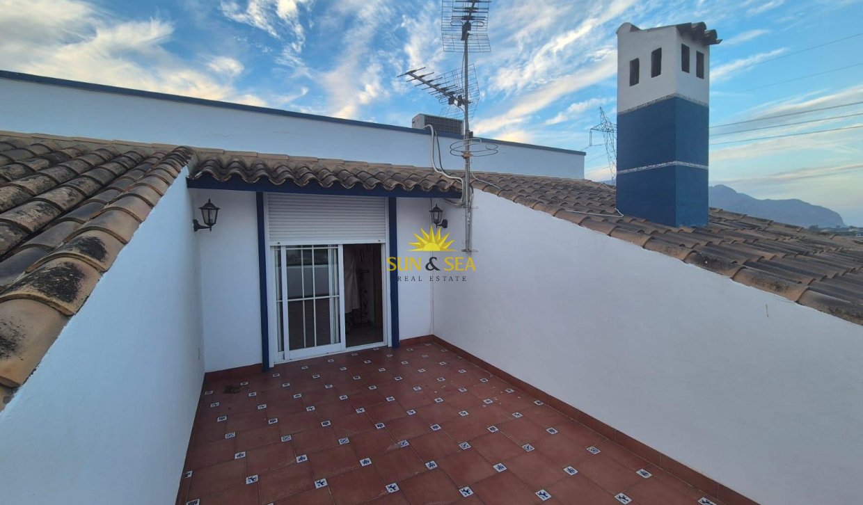 Resale - Villa - Orihuela