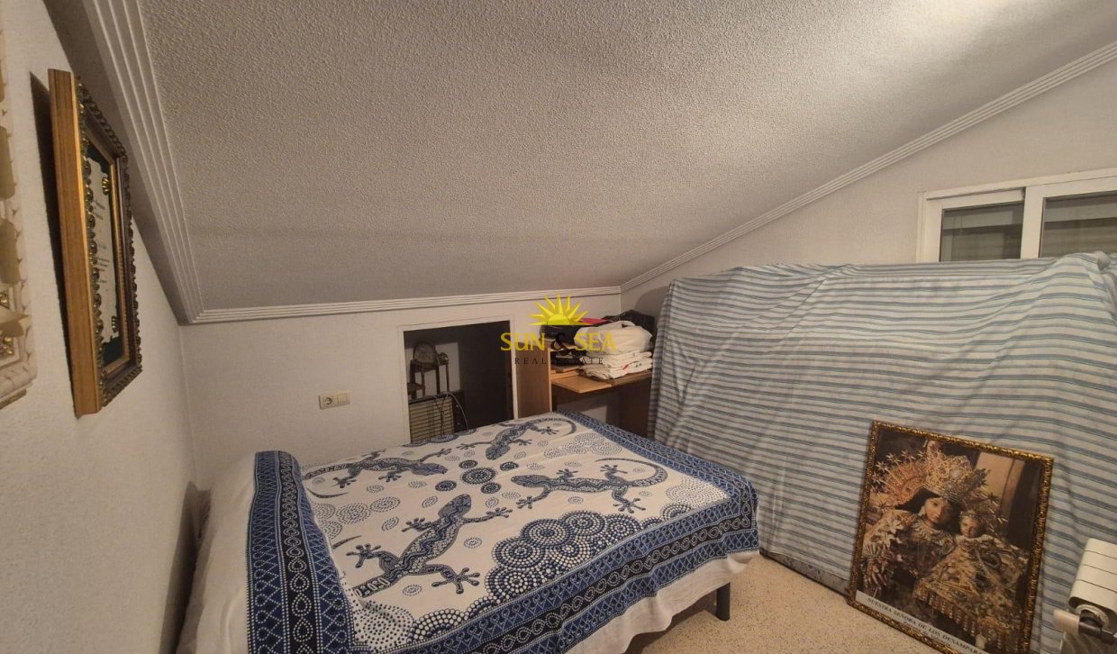Resale - Villa - Orihuela