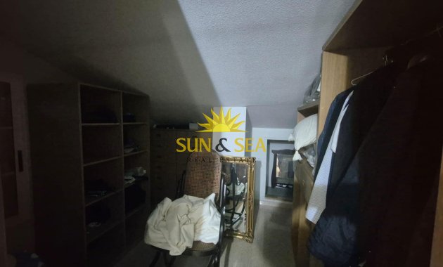 Resale - Villa - Orihuela