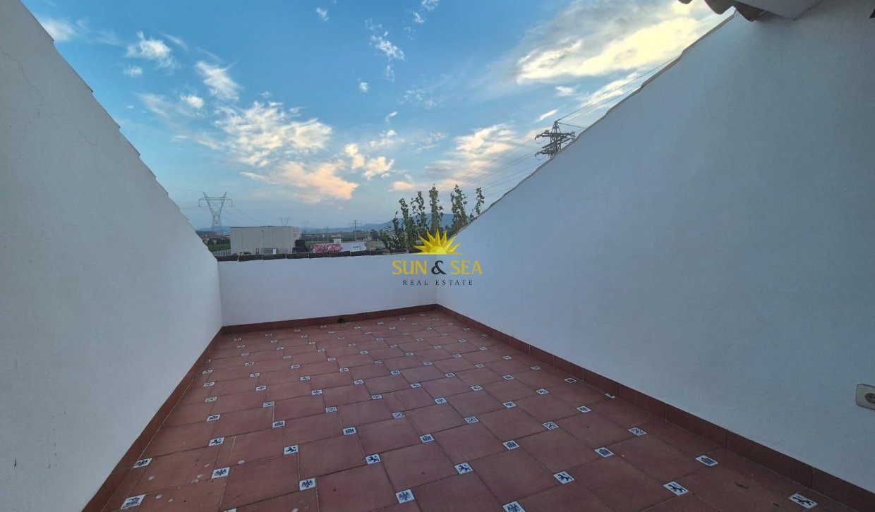 Resale - Villa - Orihuela