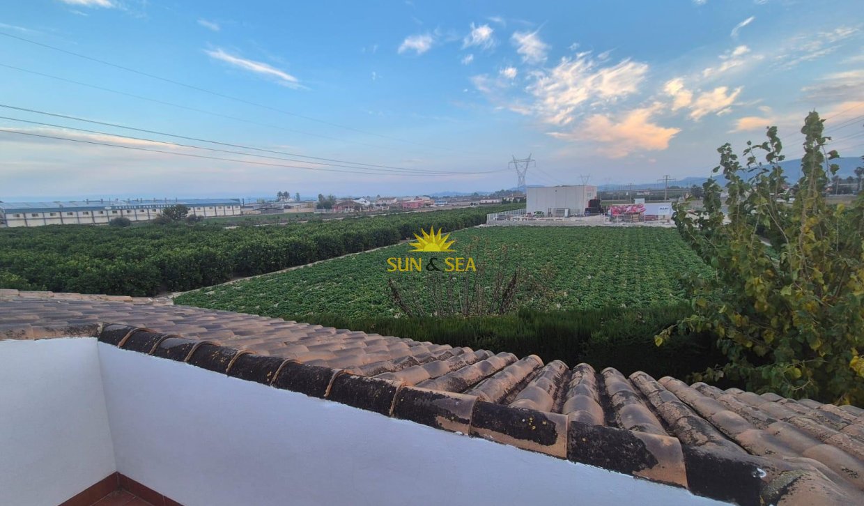Resale - Villa - Orihuela