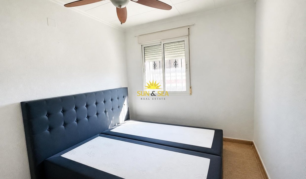 Resale - Villa - San Fulgencio