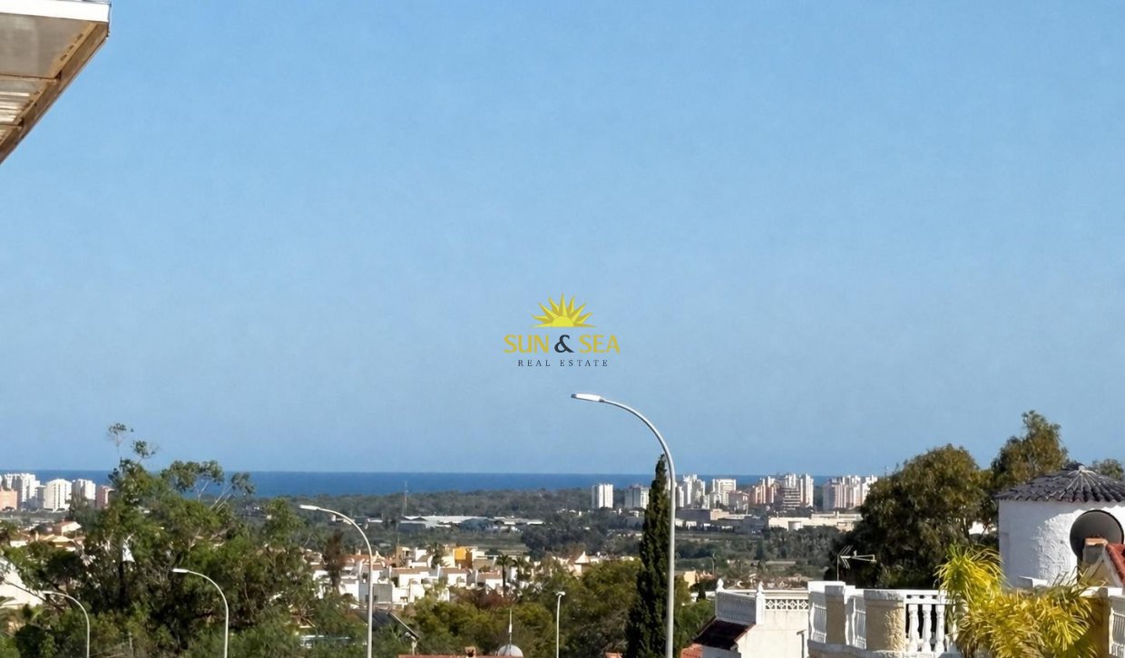 Resale - Villa - San Fulgencio