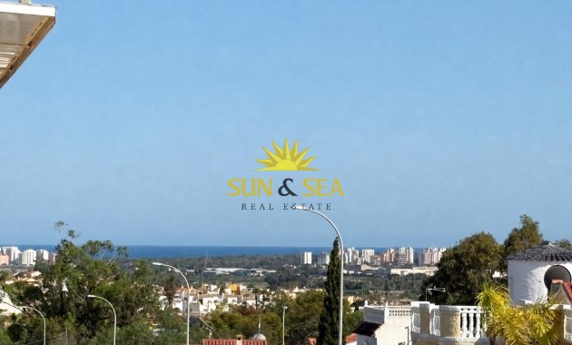 Resale - Villa - San Fulgencio