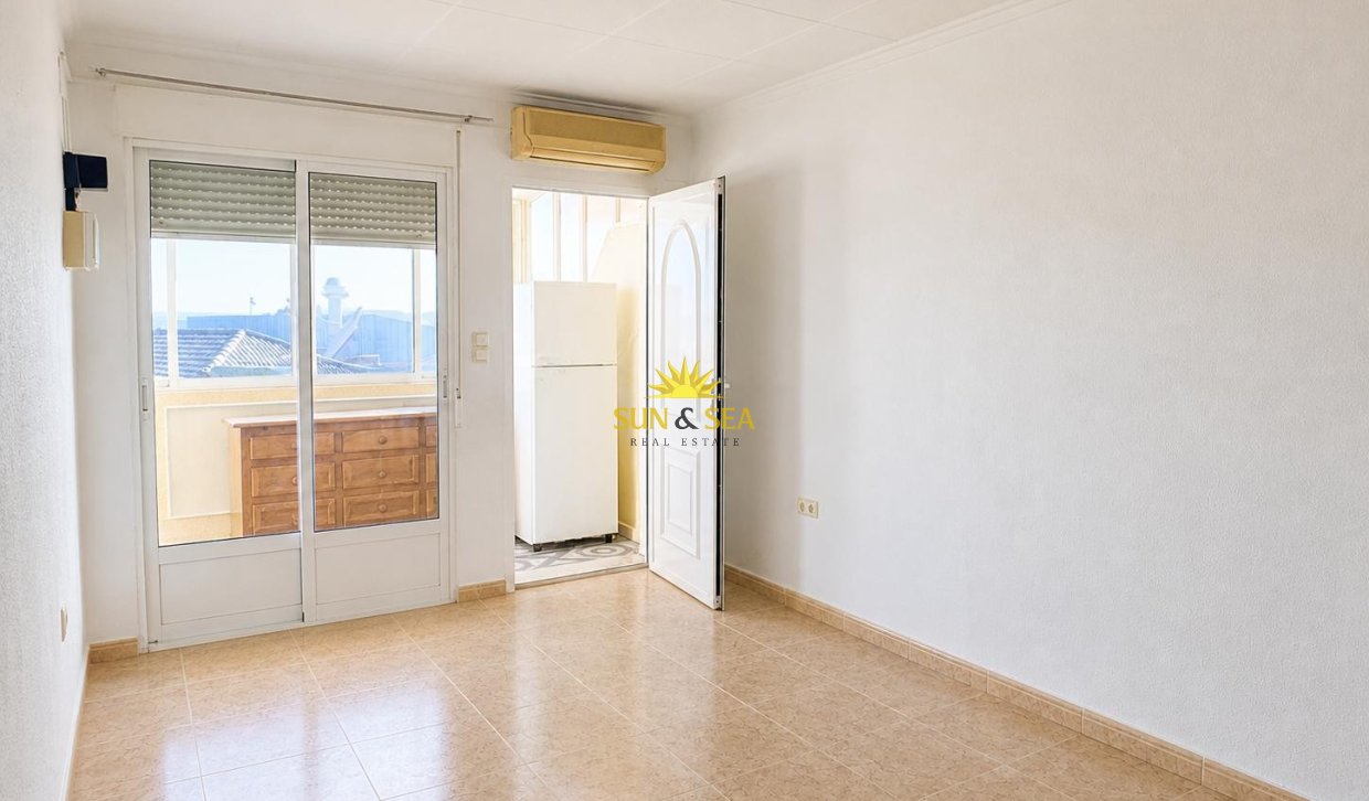 Resale - Villa - San Fulgencio