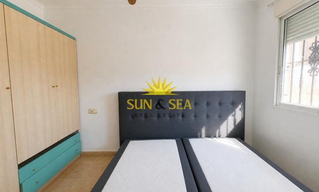 Resale - Villa - San Fulgencio