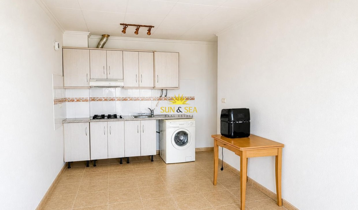 Resale - Villa - San Fulgencio