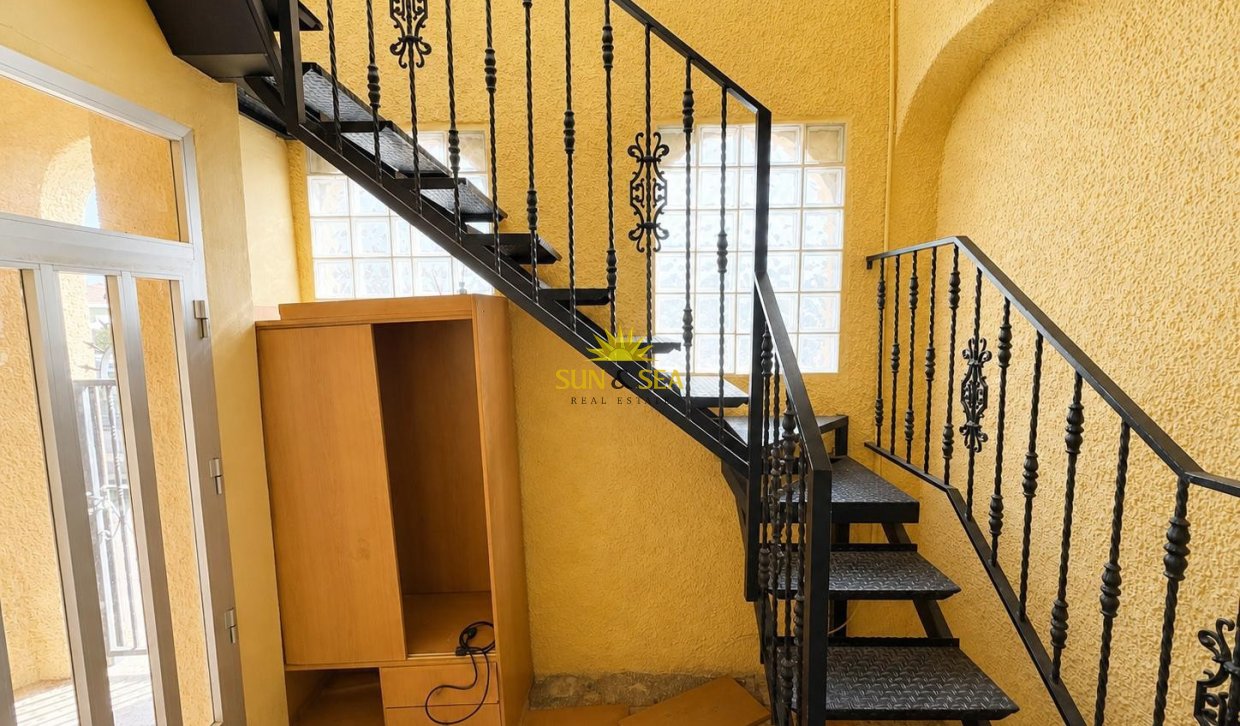 Resale - Villa - San Fulgencio