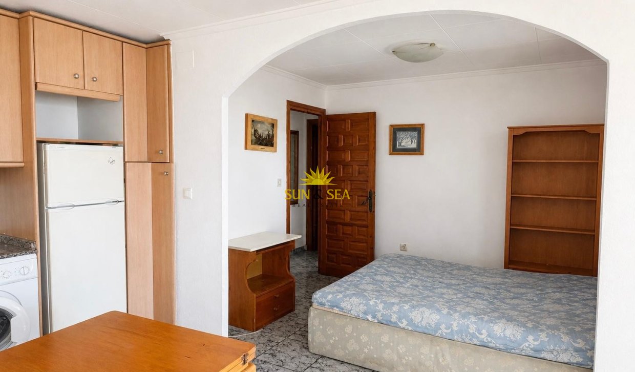 Resale - Villa - San Fulgencio