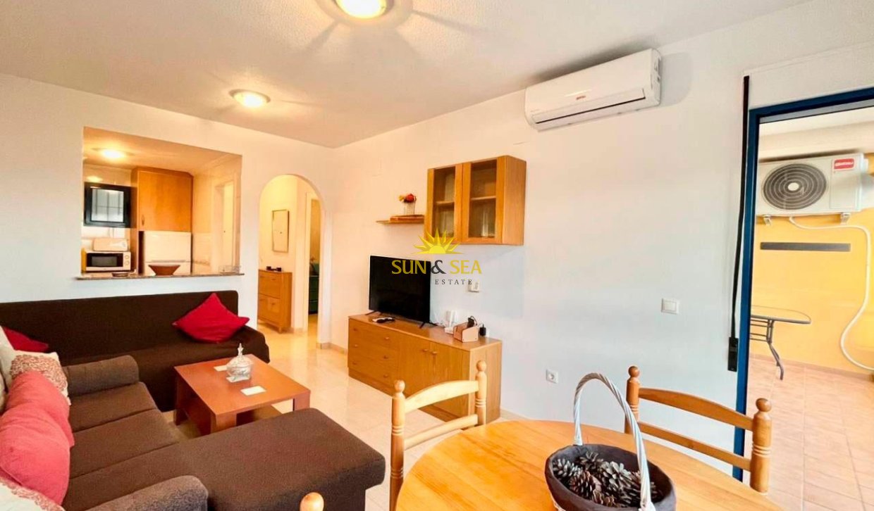 Alquiler a largo plazo - Apartamento - Campoamor - Dehesa de campoamor