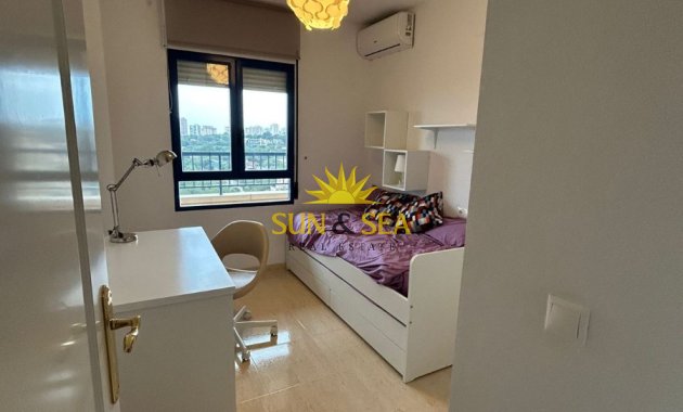 Alquiler a largo plazo - Apartamento - Campoamor - Dehesa de campoamor