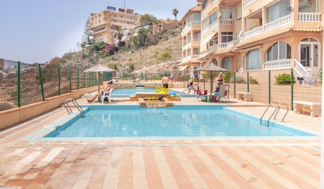 Resale - Apartment - Torrevieja - Cabo Cervera